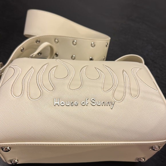 House of Sunny Solar Bag in Dune - Picture 3 of 8